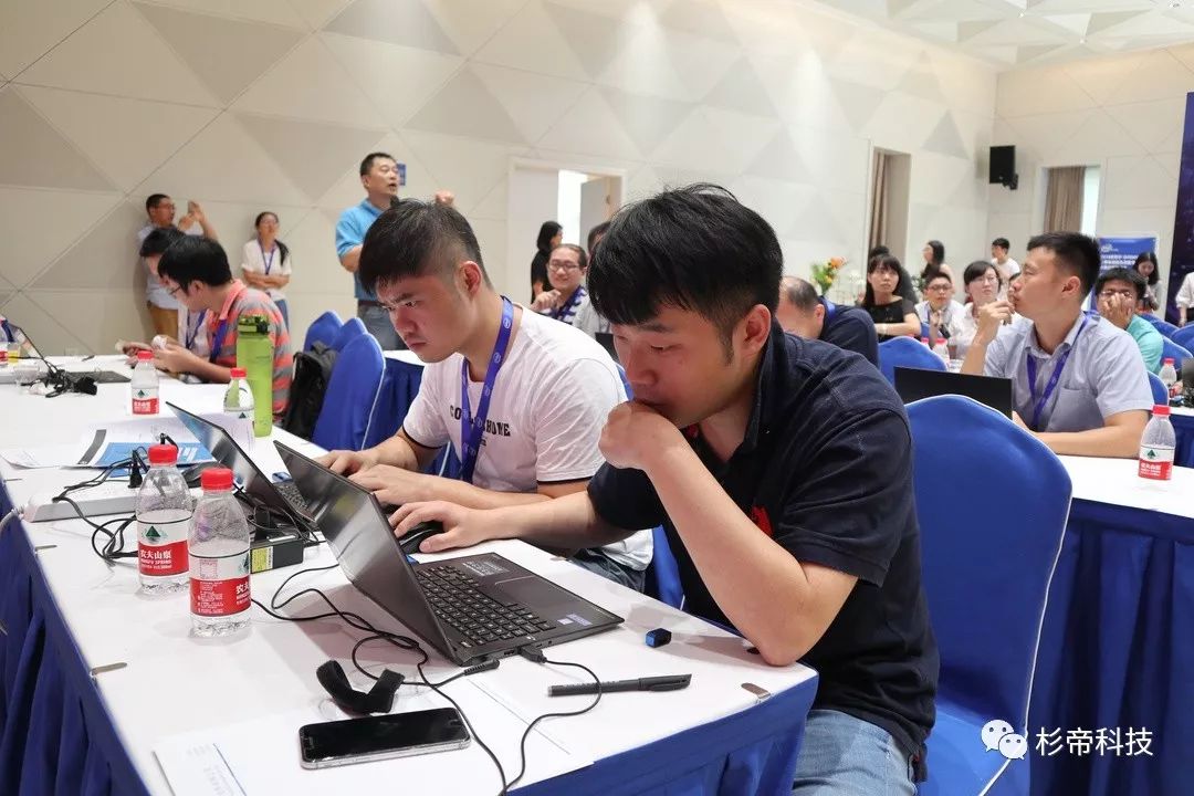 英特尔研讨会|在U盘中运行深度学习，你能想象吗？